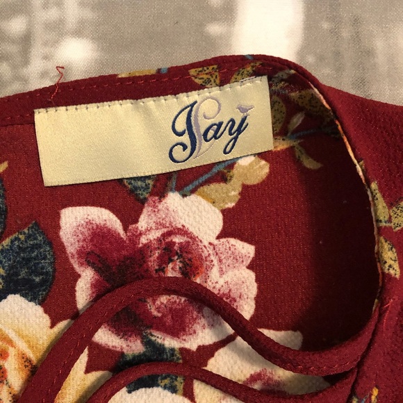 Burgundy Lizard Thicket Floral Top - Picture 3 of 6